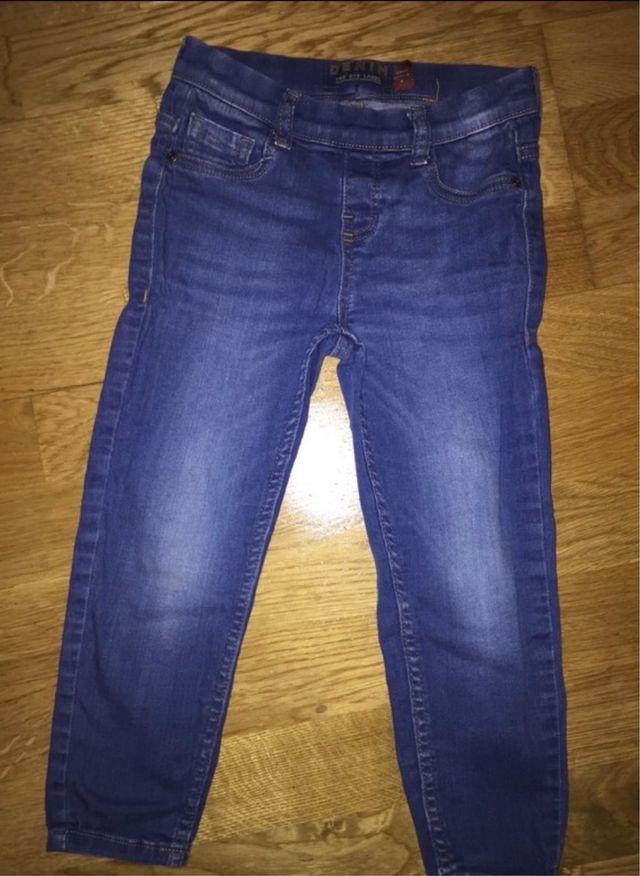 Pantalón vaquero niña Brotes T. 3-4 años