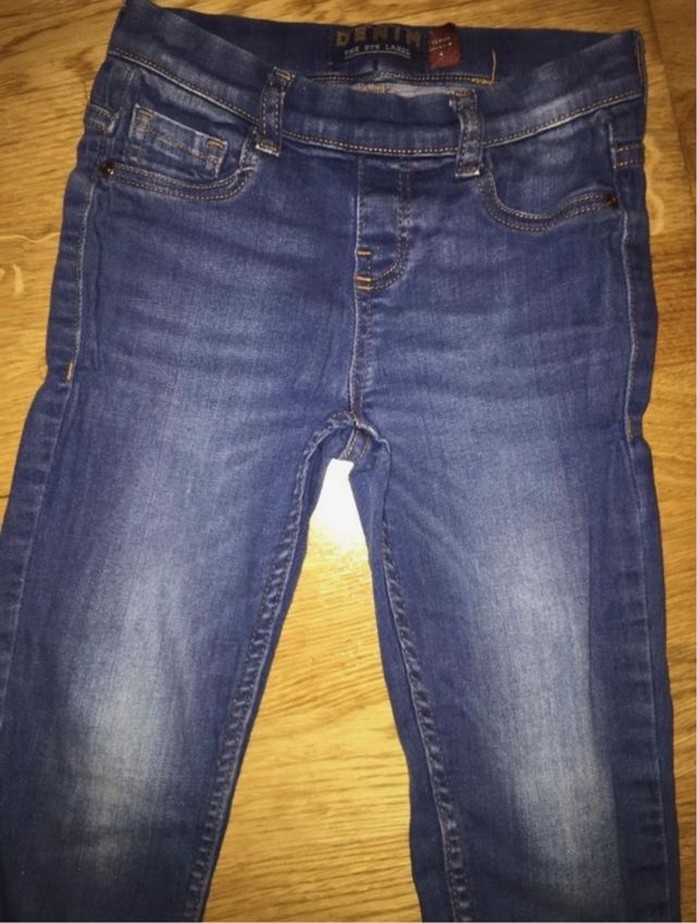 Pantalón vaquero niña Brotes T. 3-4 años