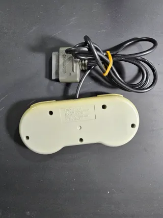 Controller Nintendo Super Famicom