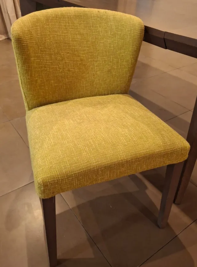 Silla de comedor tapizada