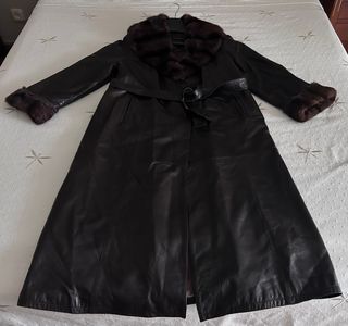 Abrigo largo de napa Marco