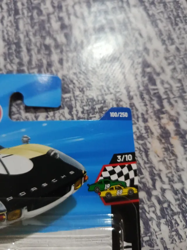 Hot Wheels Porsche 904 Carrera GTS