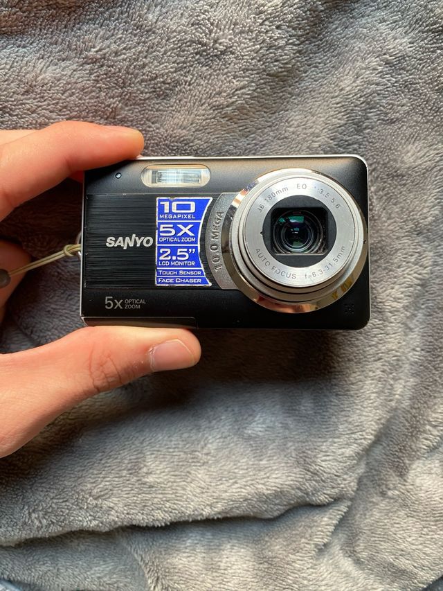 Cámara Digital Sanyo E10