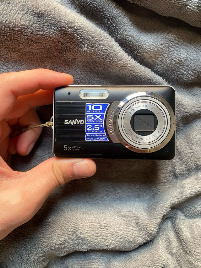 Cámara Digital Sanyo E10