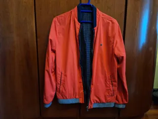 Chaqueta reversible y camisa Nukutavake