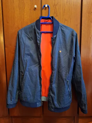 Chaqueta reversible y camisa Nukutavake