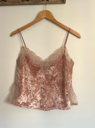 Top tirantes terciopelo Bershka rosa