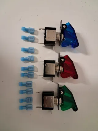 3 Interruptores Palanca LED (Azul, Rojo, Verde)