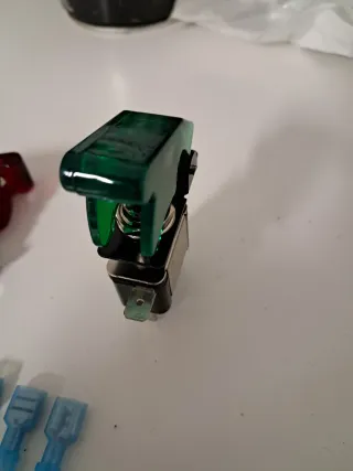 3 Interruptores Palanca LED (Azul, Rojo, Verde)