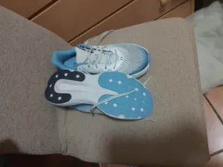 Zapatillas Under Armour Azul y Blanco