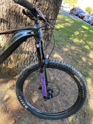 Bicicleta Eléctrica Giant Reign +2