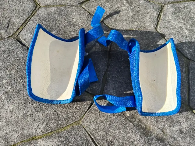 Espinilleras Genial Talla XS (5-7 años).