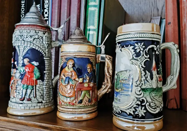 Lote 3 jarras alemanas cerámica con relieve