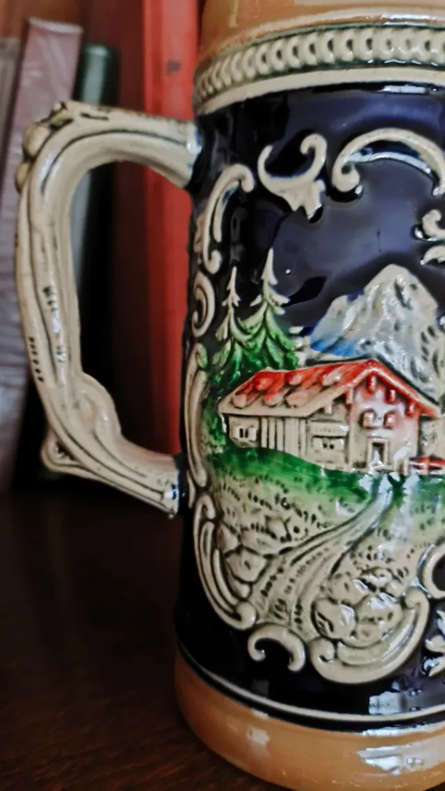 Lote 3 jarras alemanas cerámica con relieve