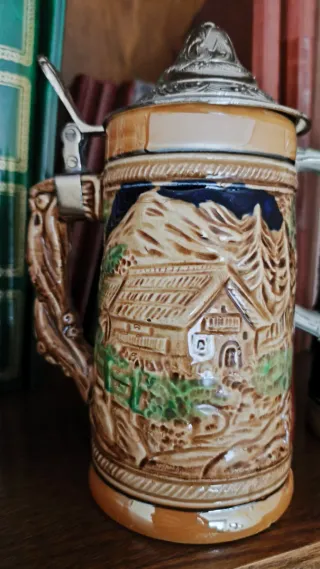 Lote 3 jarras alemanas cerámica con relieve