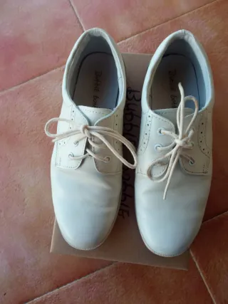 Zapatos comunión niño Bubble Bobble beige