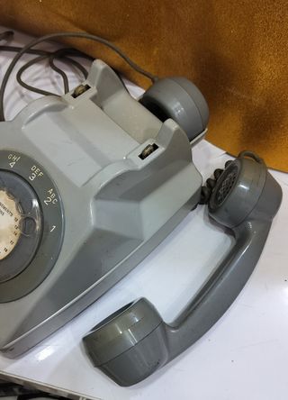 Telefono fisso Francese, anni 70 con presa