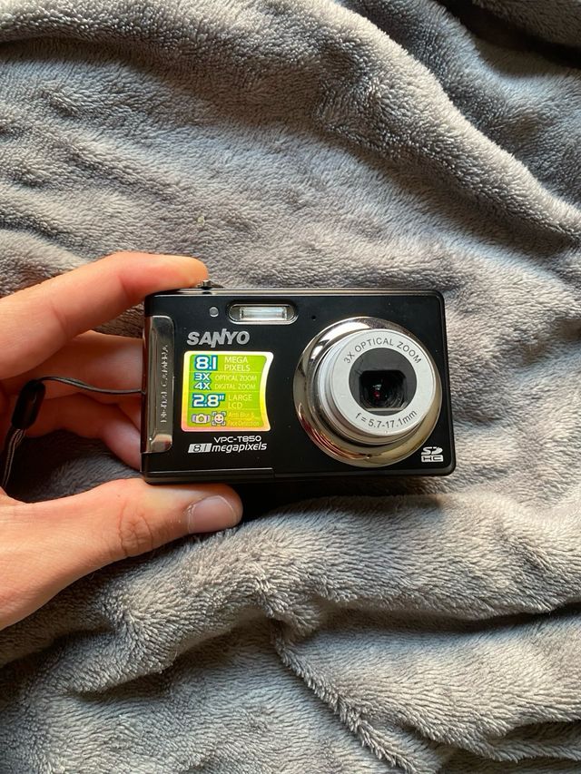Cámara Digital Sanyo VPC-T850