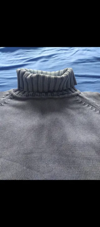 Jersey punto señora cuello alto gris azulado