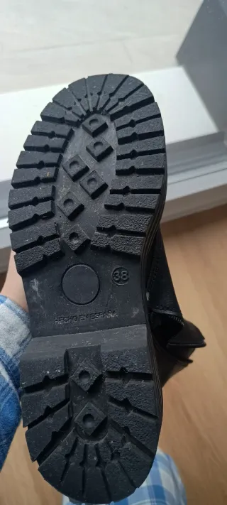 Botas negras cuero vegano cremallera