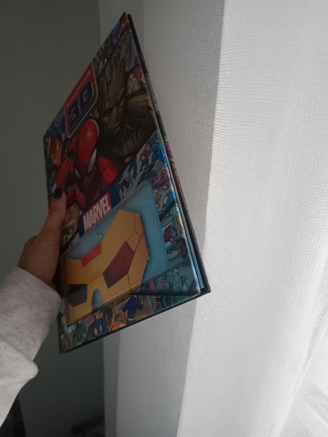 Busca Y Encuentra 3d Marvel Spiderman