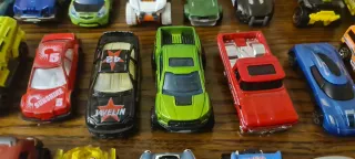 Lotto 35 macchinine metallo da collezione