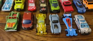 Lotto 35 macchinine metallo da collezione