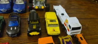 Lotto 35 macchinine metallo da collezione