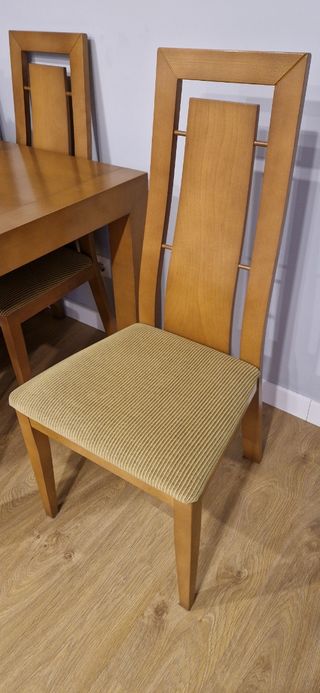 Mesa y 6 Sillas Comedor Madera