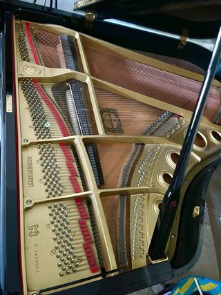 Piano de Cola Yamaha C3 Conservatory