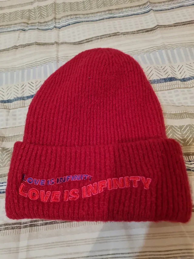 Conjunto Gorro y Guantes Rojos