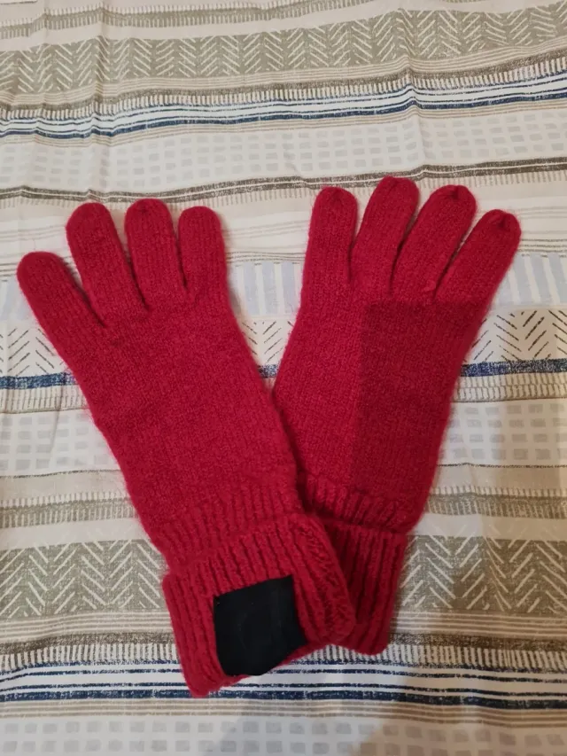 Conjunto Gorro y Guantes Rojos
