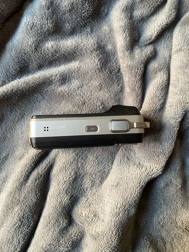 Cámara Digital BenQ DC C740