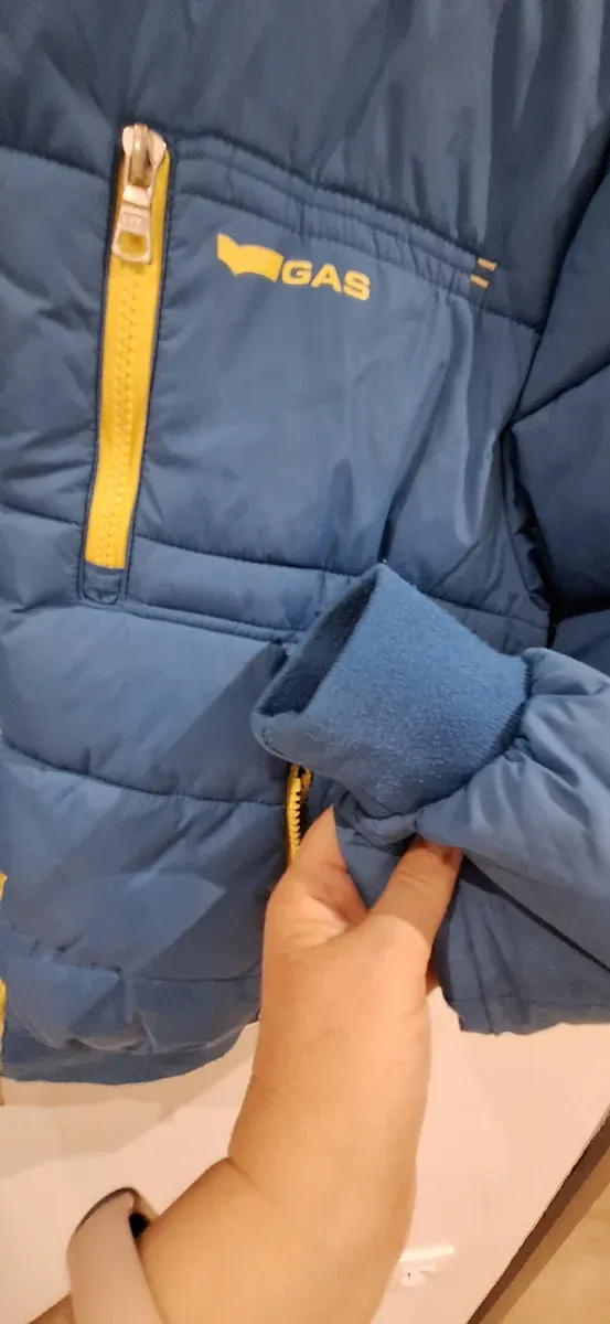 Anorak Gas Azul con Cremallera Amarilla