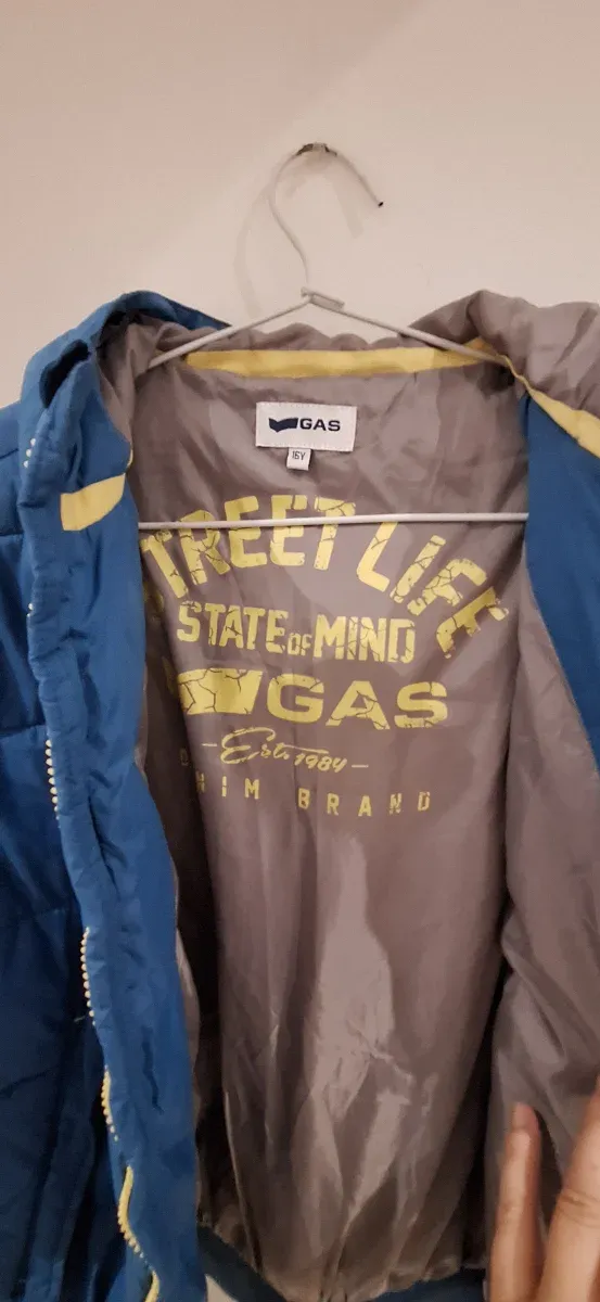 Anorak Gas Azul con Cremallera Amarilla