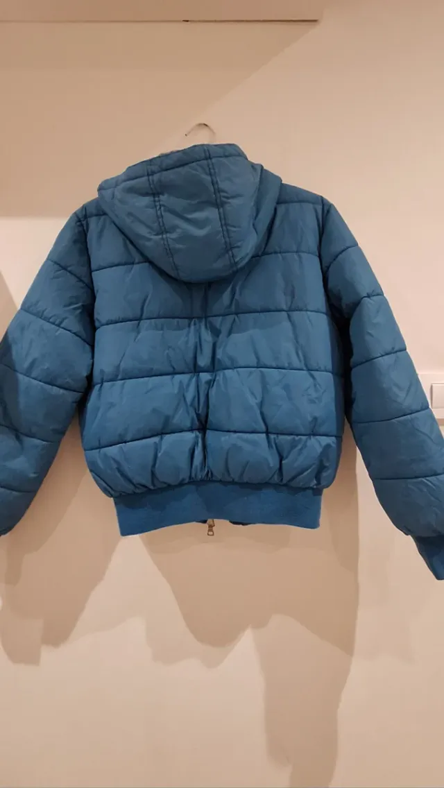 Anorak Gas Azul con Cremallera Amarilla