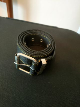 Cintura Ceres nera con dettagli gialli 110cm