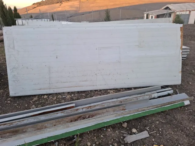 Chapas sandwich panel