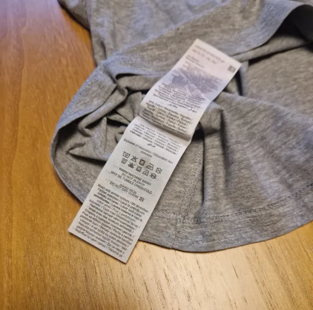 Camiseta Jack & Jones, talla 14 años Gris