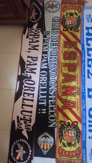 Lote Bufandas Fútbol Real Madrid 11 bufandas