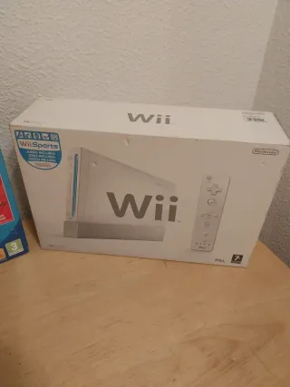 Cajas PS4 y Nintendo Wii