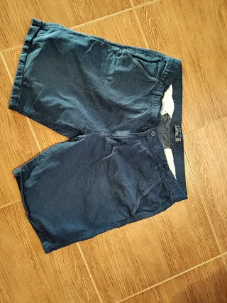 Pantalon de deporte y regalo corto vestir