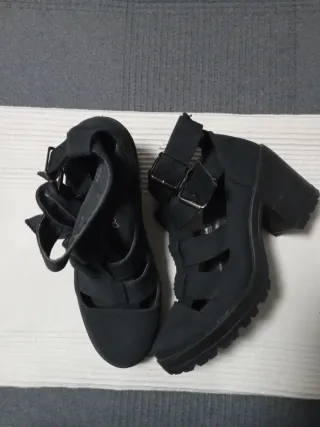 Sandalias de tela con tacón