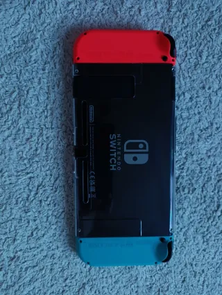 Nintendo Switch + Juegos y Accesorios