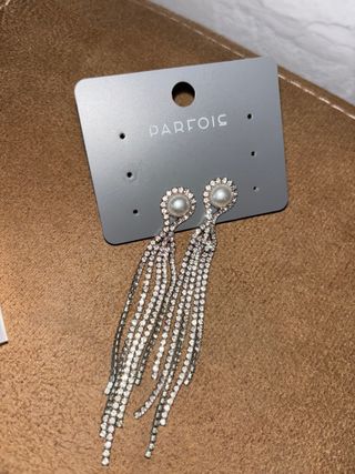 Pendientes Parfois plateados con perlas y strass