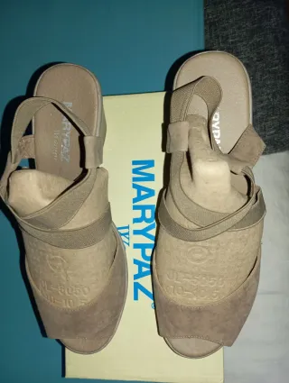 Sandalias cuña Marypaz Talla 40 Beige