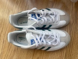 Adidas Samba niño verde y blanco. Talla 32