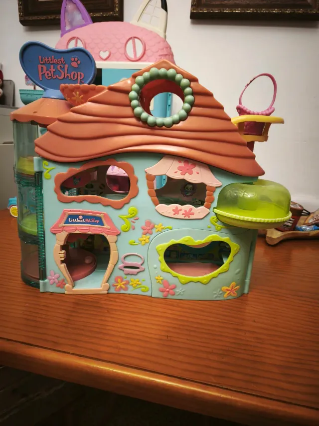 Casitas Littlest Pet Shop 10€ la unidad