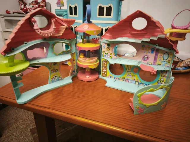 Casitas Littlest Pet Shop 10€ la unidad