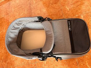 regalo capazo y silla de coche masicosi jané